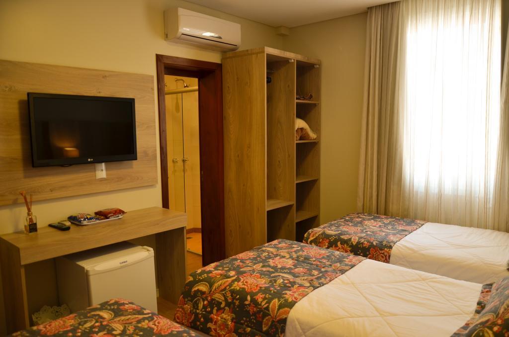 Pousada Aconchego da Borges Gramado Quarto foto